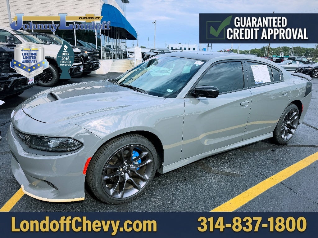 2023 Dodge Charger R/T in Gray — front three-quarter view