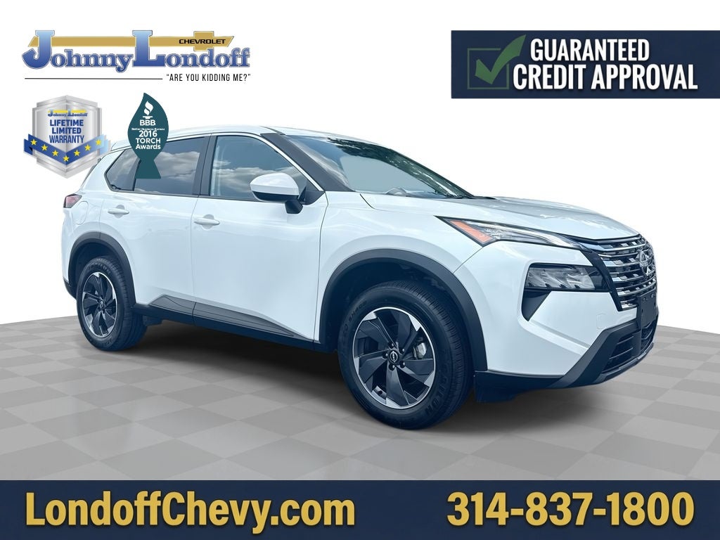2025 Nissan Rogue SV Intelligent AWD in White/Off-White — front three-quarter view