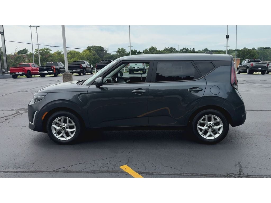 2025 Kia Soul — detail view
